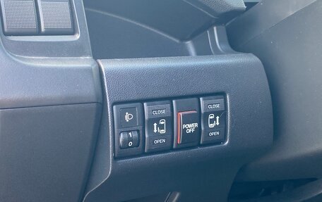 Mazda 5 II, 2014 год, 1 590 000 рублей, 21 фотография