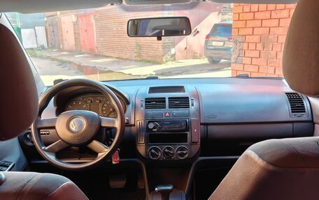 Volkswagen Polo IV рестайлинг, 2005 год, 470 000 рублей, 13 фотография