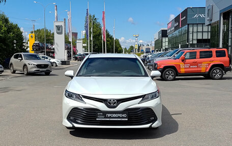 Toyota Camry, 2019 год, 2 490 000 рублей, 2 фотография