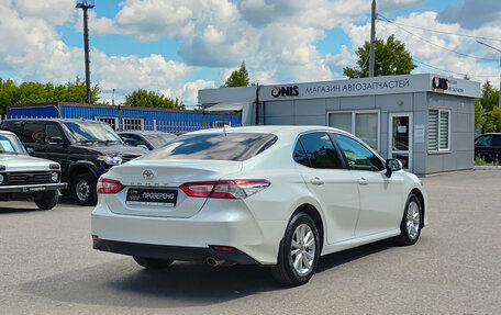 Toyota Camry, 2019 год, 2 490 000 рублей, 6 фотография