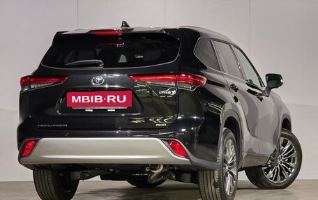 Toyota Highlander, 2026 год, 5 278 000 рублей, 26 фотография