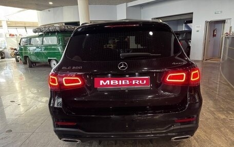 Mercedes-Benz GLC, 2021 год, 3 500 000 рублей, 6 фотография