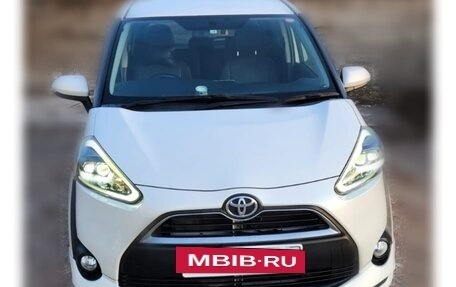 Toyota Sienta II, 2017 год, 1 420 000 рублей, 5 фотография