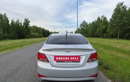 Hyundai Solaris II рестайлинг, 2015 год, 850 000 рублей, 6 фотография