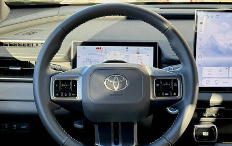 Toyota RAV4, 2026 год, 4 590 000 рублей, 13 фотография