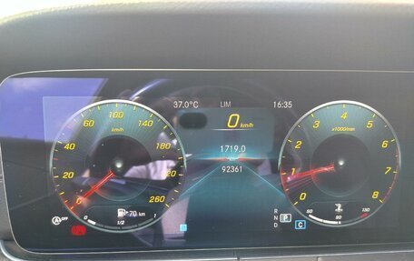 Mercedes-Benz E-Класс, 2021 год, 4 900 000 рублей, 16 фотография