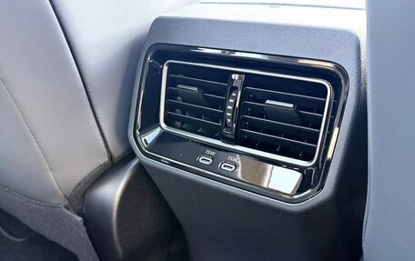 Toyota RAV4, 2026 год, 3 590 000 рублей, 17 фотография