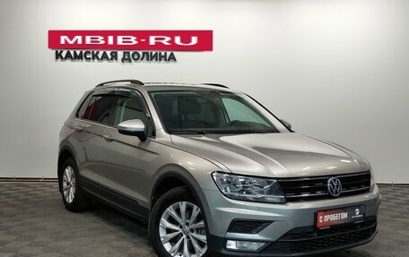 Volkswagen Tiguan II, 2017 год, 1 700 000 рублей, 10 фотография