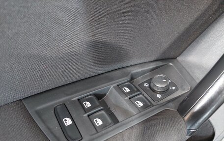 Volkswagen Tiguan II, 2017 год, 1 700 000 рублей, 19 фотография