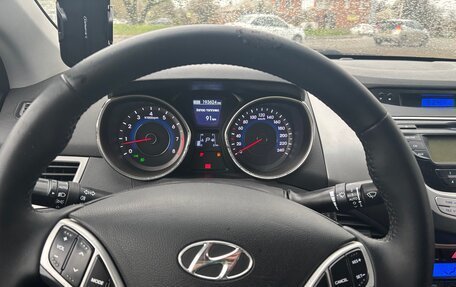 Hyundai Elantra V, 2011 год, 950 000 рублей, 14 фотография