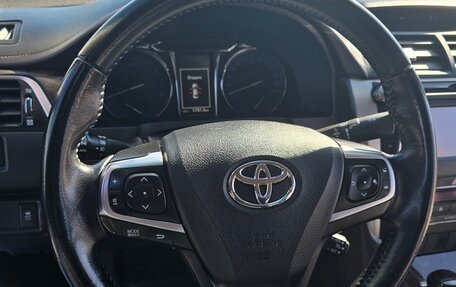 Toyota Camry, 2015 год, 2 200 000 рублей, 13 фотография