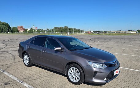 Toyota Camry, 2015 год, 2 200 000 рублей, 8 фотография