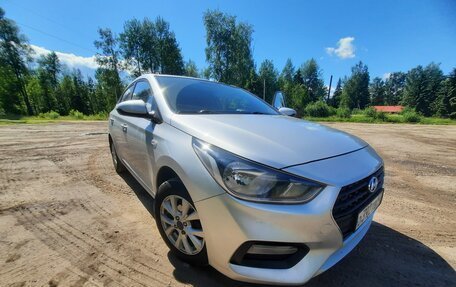 Hyundai Solaris II рестайлинг, 2018 год, 1 200 000 рублей, 8 фотография
