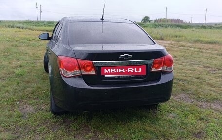 Chevrolet Cruze II, 2013 год, 800 000 рублей, 4 фотография