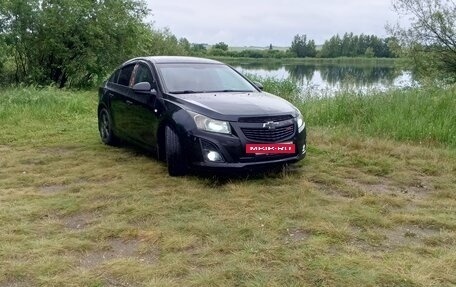 Chevrolet Cruze II, 2013 год, 800 000 рублей, 10 фотография