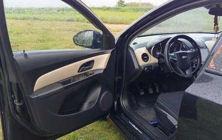 Chevrolet Cruze II, 2013 год, 800 000 рублей, 18 фотография