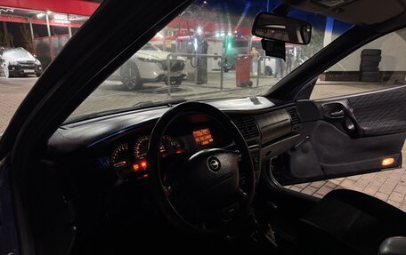 Opel Vectra B рестайлинг, 1998 год, 90 000 рублей, 10 фотография