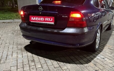 Opel Vectra B рестайлинг, 1998 год, 90 000 рублей, 5 фотография