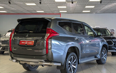 Mitsubishi Pajero Sport III рестайлинг, 2018 год, 2 990 000 рублей, 8 фотография
