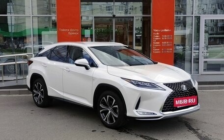Lexus RX IV рестайлинг, 2022 год, 6 399 000 рублей, 3 фотография