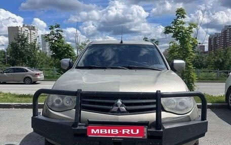 Mitsubishi L200 IV рестайлинг, 2010 год, 1 450 000 рублей, 1 фотография
