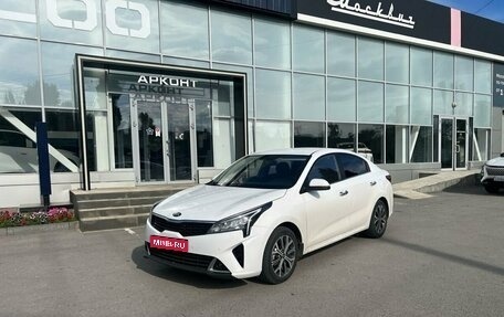 KIA Rio IV, 2021 год, 1 650 000 рублей, 1 фотография