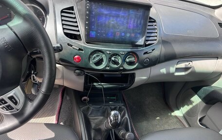Mitsubishi L200 IV рестайлинг, 2010 год, 1 450 000 рублей, 11 фотография