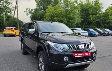 Mitsubishi L200 IV рестайлинг, 2017 год, 2 000 000 рублей, 2 фотография