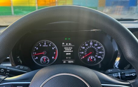 KIA K5, 2020 год, 2 200 000 рублей, 9 фотография