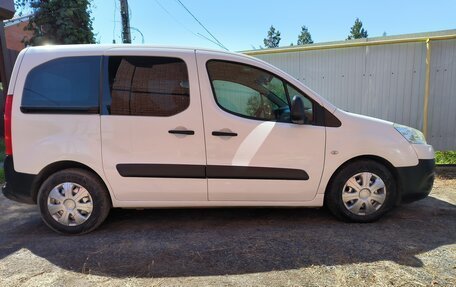 Peugeot Partner II рестайлинг 2, 2012 год, 695 000 рублей, 10 фотография