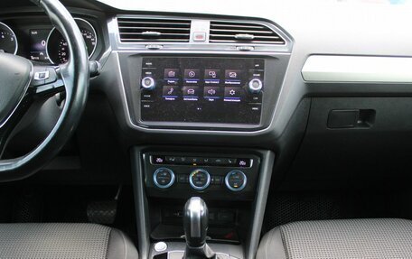 Volkswagen Tiguan II, 2019 год, 2 600 000 рублей, 12 фотография