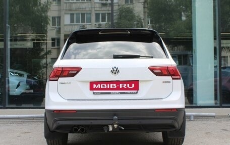 Volkswagen Tiguan II, 2019 год, 2 600 000 рублей, 6 фотография