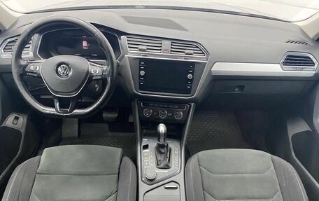 Volkswagen Tiguan II, 2017 год, 1 549 000 рублей, 10 фотография
