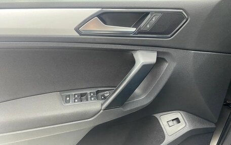 Volkswagen Tiguan II, 2017 год, 1 549 000 рублей, 15 фотография