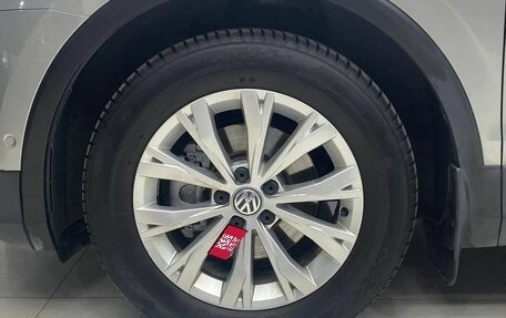 Volkswagen Tiguan II, 2017 год, 1 549 000 рублей, 17 фотография