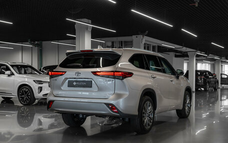 Toyota Highlander, 2026 год, 5 750 000 рублей, 5 фотография