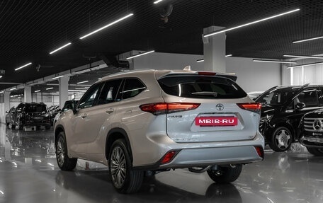 Toyota Highlander, 2026 год, 5 750 000 рублей, 4 фотография