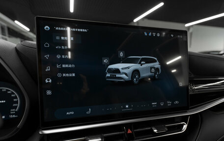 Toyota Highlander, 2026 год, 5 750 000 рублей, 22 фотография