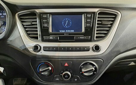 Hyundai Solaris II рестайлинг, 2017 год, 1 290 000 рублей, 21 фотография
