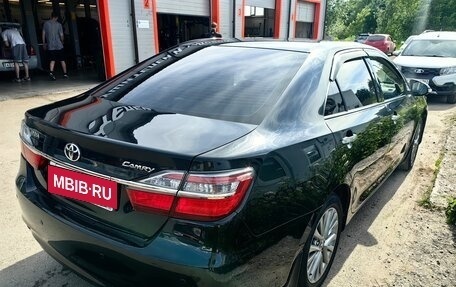 Toyota Camry, 2016 год, 2 000 000 рублей, 5 фотография