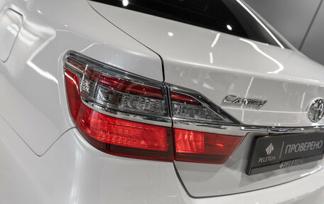 Toyota Camry, 2017 год, 1 890 000 рублей, 25 фотография