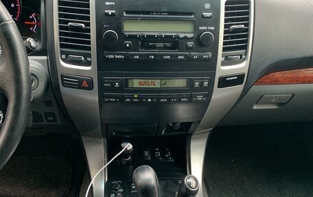 Toyota Land Cruiser Prado 120 рестайлинг, 2004 год, 1 165 000 рублей, 9 фотография