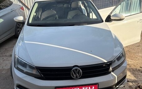 Volkswagen Jetta VI, 2015 год, 740 000 рублей, 1 фотография