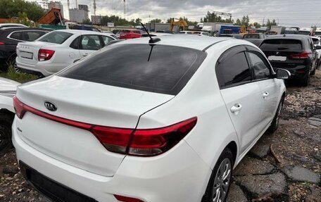 KIA Rio IV, 2018 год, 637 000 рублей, 3 фотография