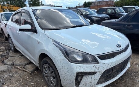 KIA Rio IV, 2018 год, 637 000 рублей, 2 фотография