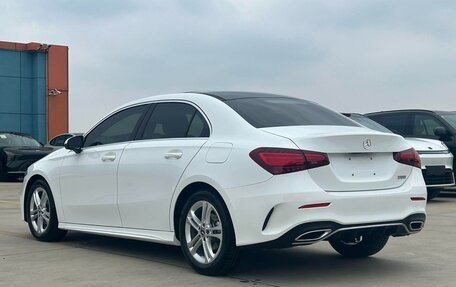 Mercedes-Benz A-Класс, 2023 год, 2 190 000 рублей, 8 фотография