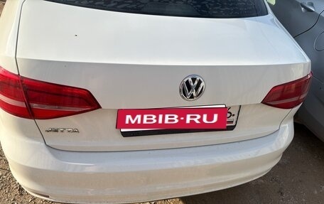Volkswagen Jetta VI, 2015 год, 740 000 рублей, 3 фотография