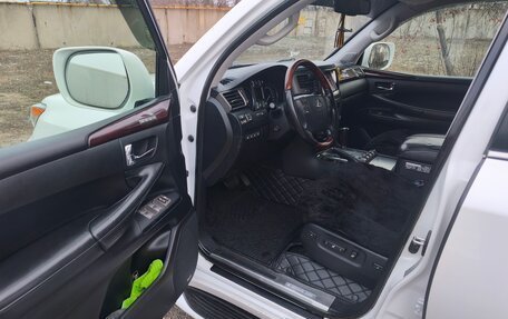 Lexus LX III, 2011 год, 3 700 000 рублей, 10 фотография