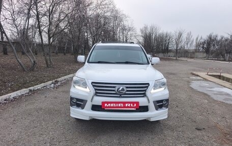 Lexus LX III, 2011 год, 3 700 000 рублей, 2 фотография