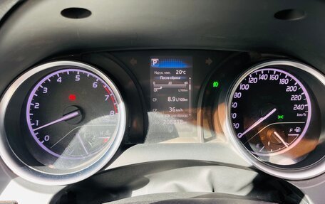 Toyota Camry, 2019 год, 1 950 000 рублей, 10 фотография